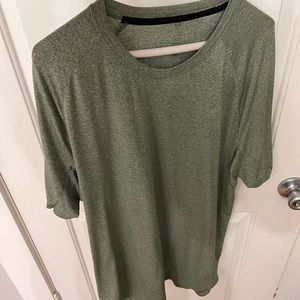 Lulu Lemon Dry Sense shirt